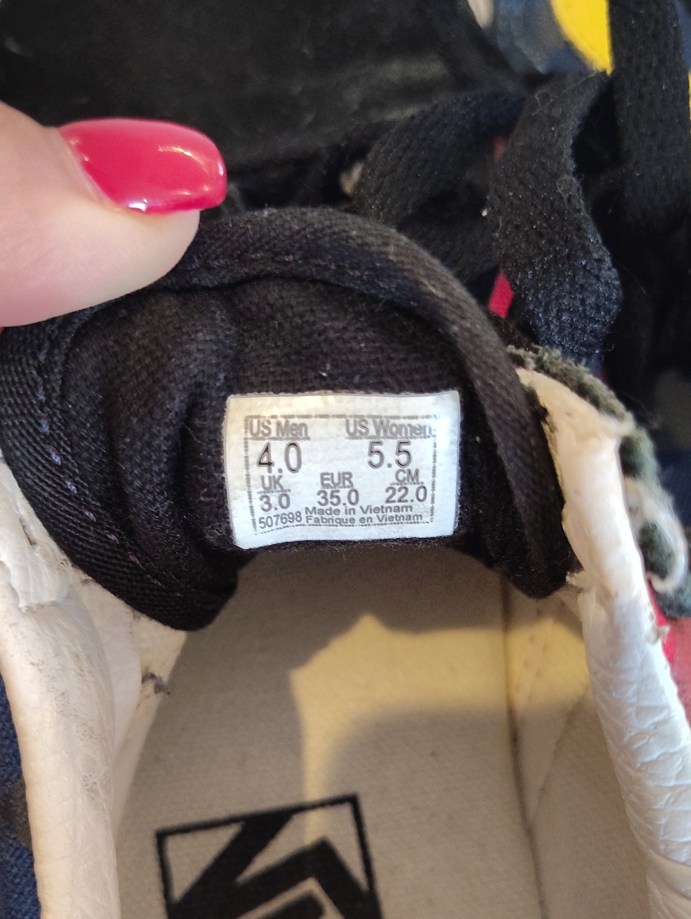 Vans - Picture 6 of 6